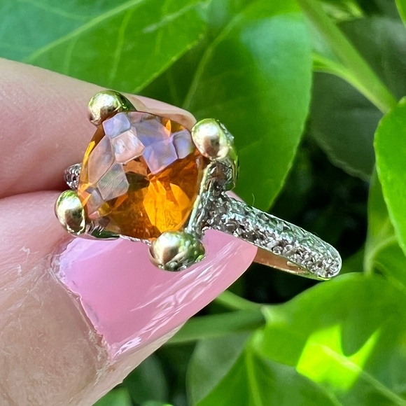 VINTAGE  DESIGNER 14K YELLOW GOLD CHECKERBOARD CUT CITRINE PAVE DIAMOND RING - Picture 3 of 16